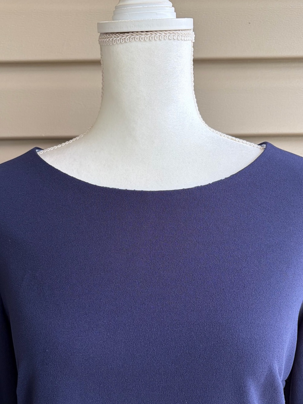 •Shelby & Palmer• Navy Blue Ruffle Bell Sleeve Shift Dress - Size 12 - Picture 3 of 8
